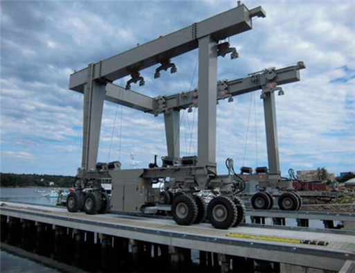marine travel lift