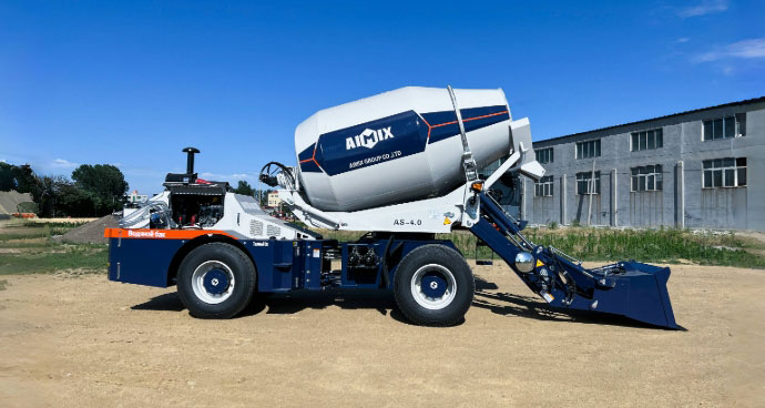 self loading mixer machine