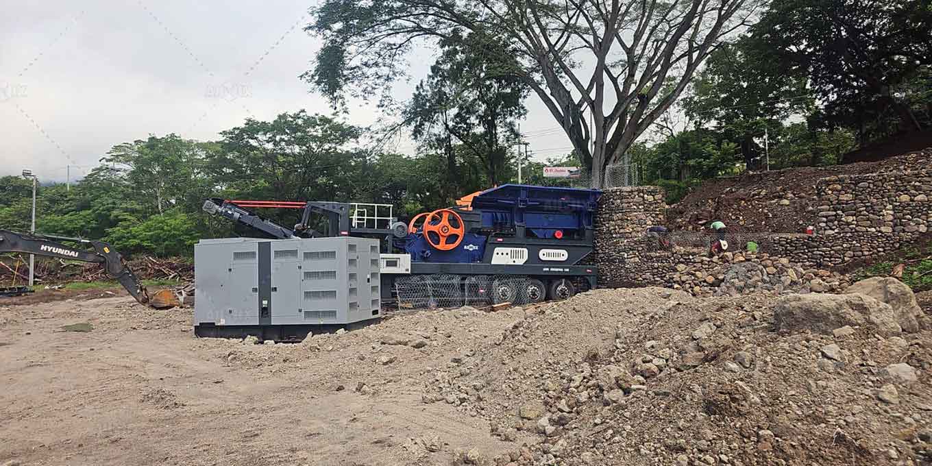 Mobile Crusher
